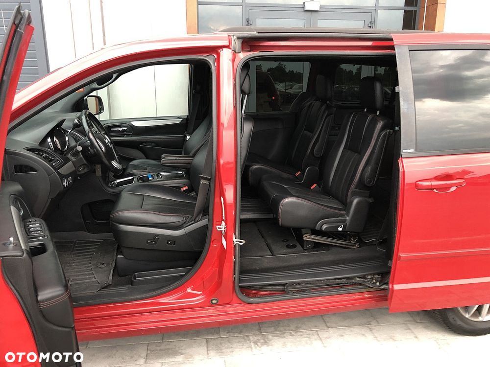 Dodge Grand Caravan 3.6 Express - 33