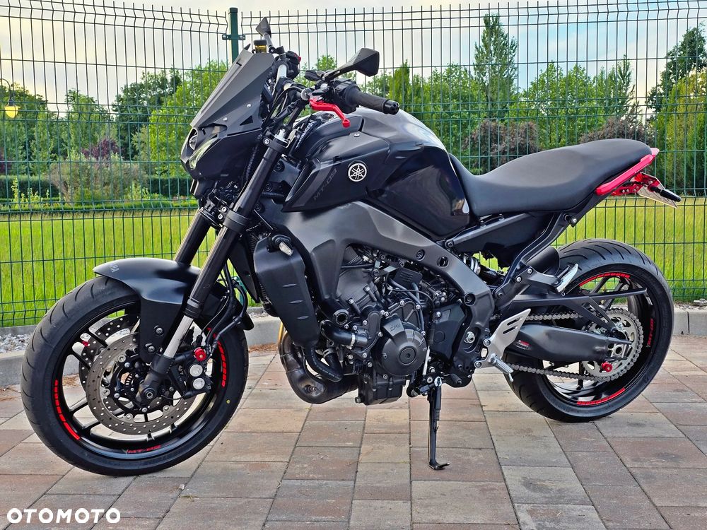 Yamaha MT - 9