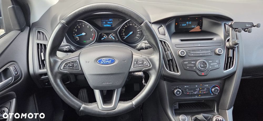 Ford Focus 1.0 EcoBoost 99g Trend - 26