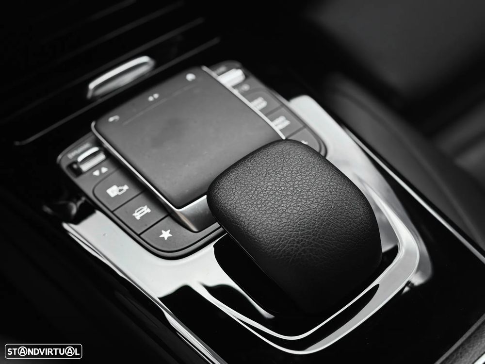 Mercedes-Benz A 250 Limousine e 8G-DCT Progressive - 16