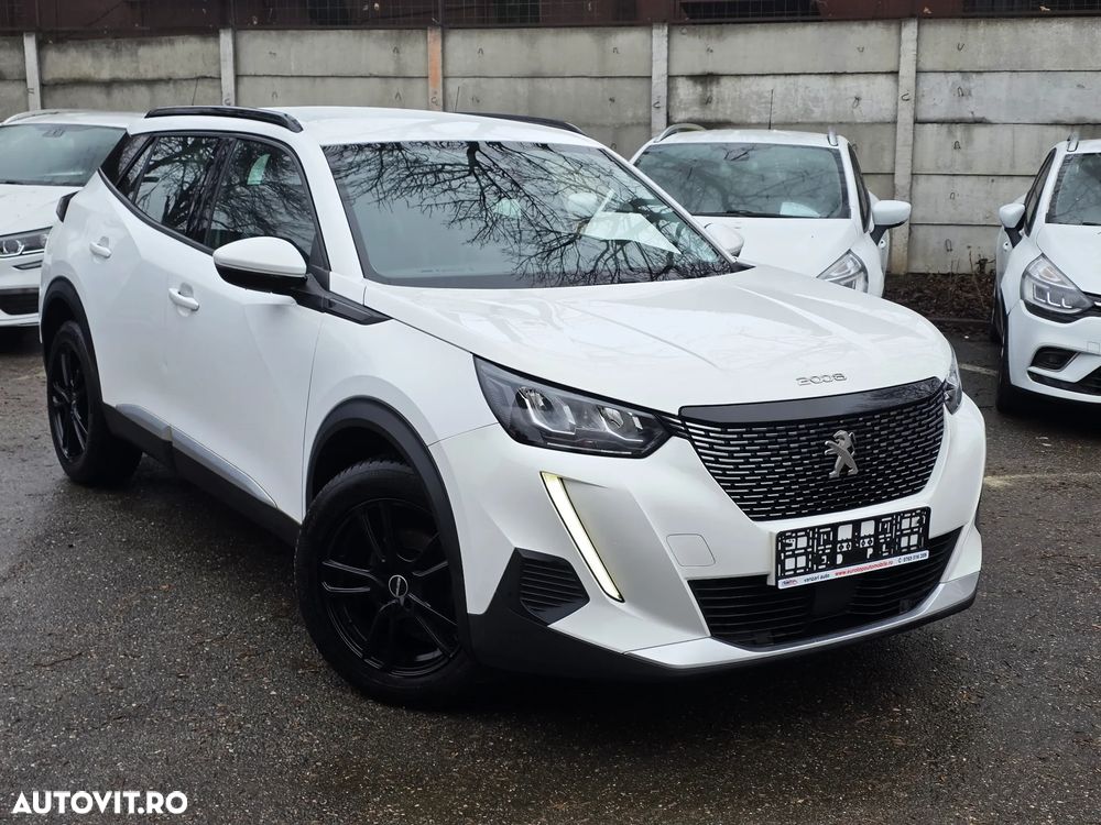 Peugeot 2008 1.2 PureTech Turbo S&S Allure - 3