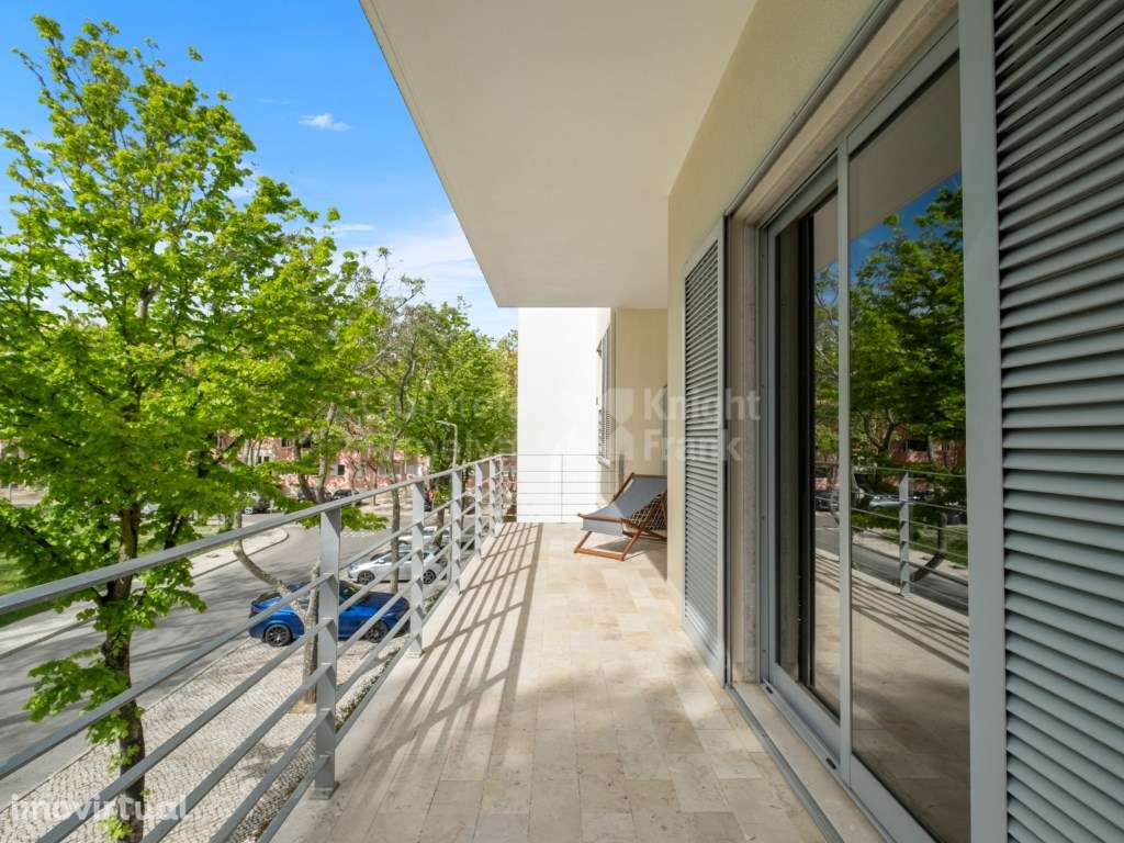 Apartamento T2 convertido em T1 na Costa da Guia, Cascais - Grande imagem: 4/24