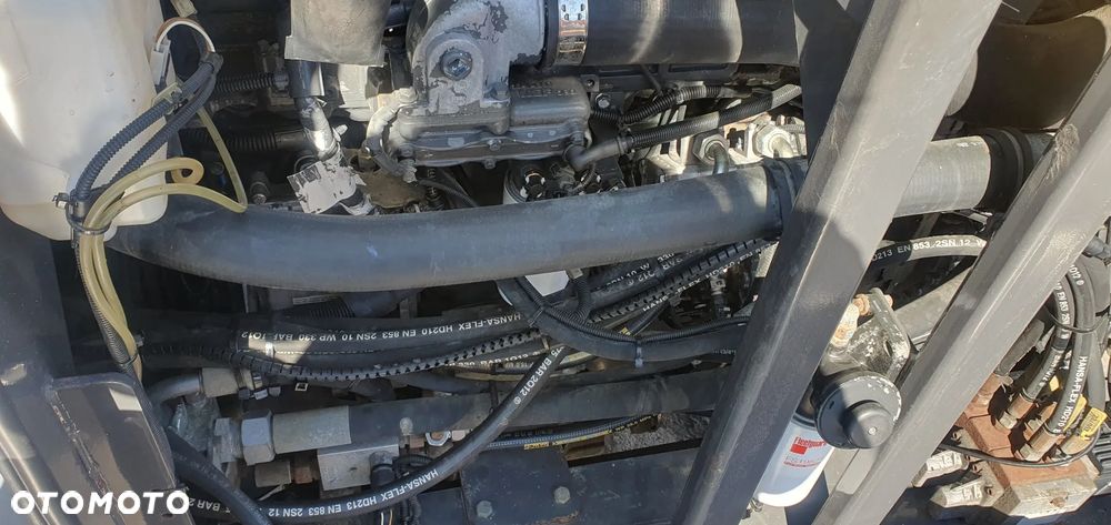 New Holland F156.7A - 16