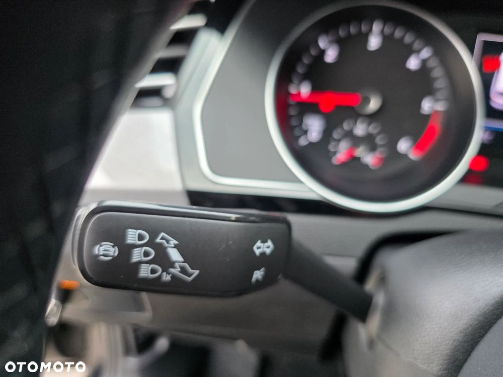 Volkswagen Passat 2.0 TDI EVO Business DSG - 22