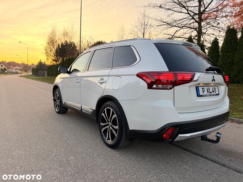 Mitsubishi Outlander - 20