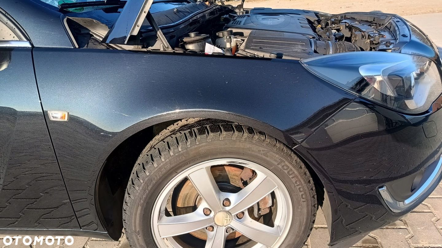 OPEL INSIGNIA A BŁOTNIK PRAWY PRZEDNI Z22C - 1