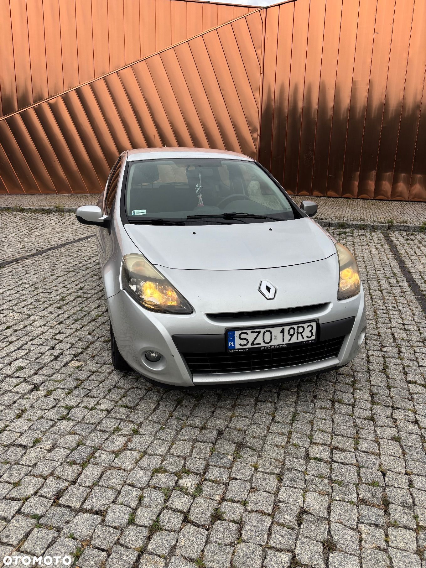 Renault Clio - 1