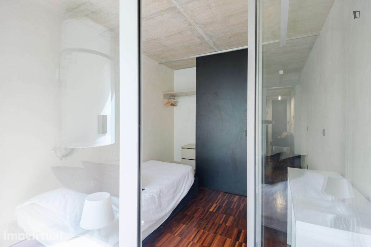Apartamento com 3 quartos - localizado em Paranhos Porto - Grande imagem: 3/45