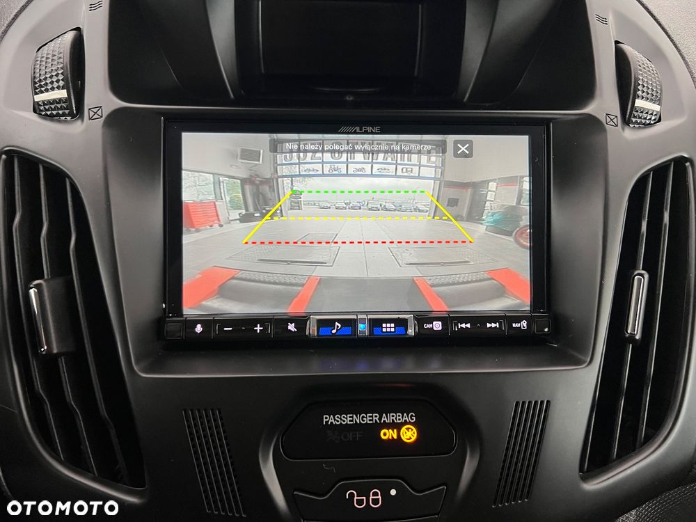 Ford Tourneo Connect 1.6 EcoBoost Titanium - 37