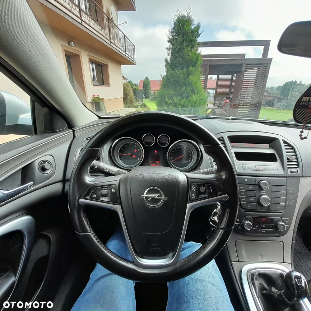 Opel Insignia 1.8 - 7