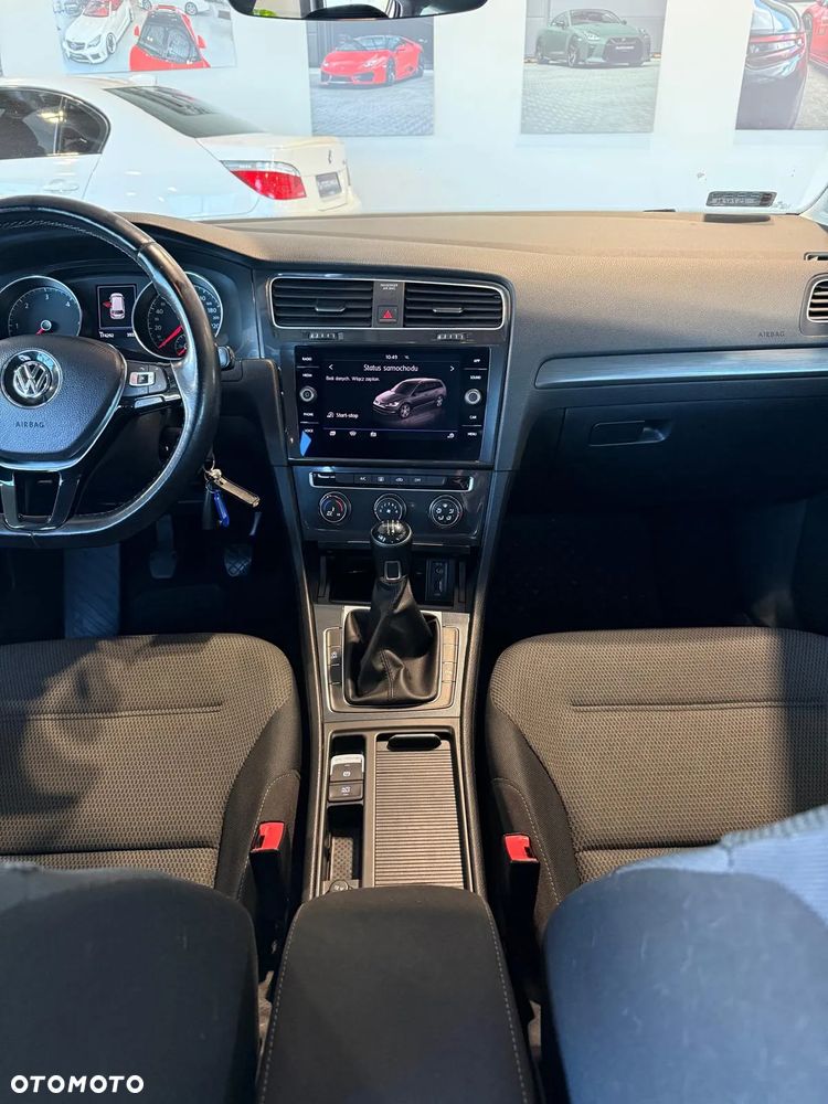 Volkswagen Golf VII 1.6 TDI BMT Comfortline - 10