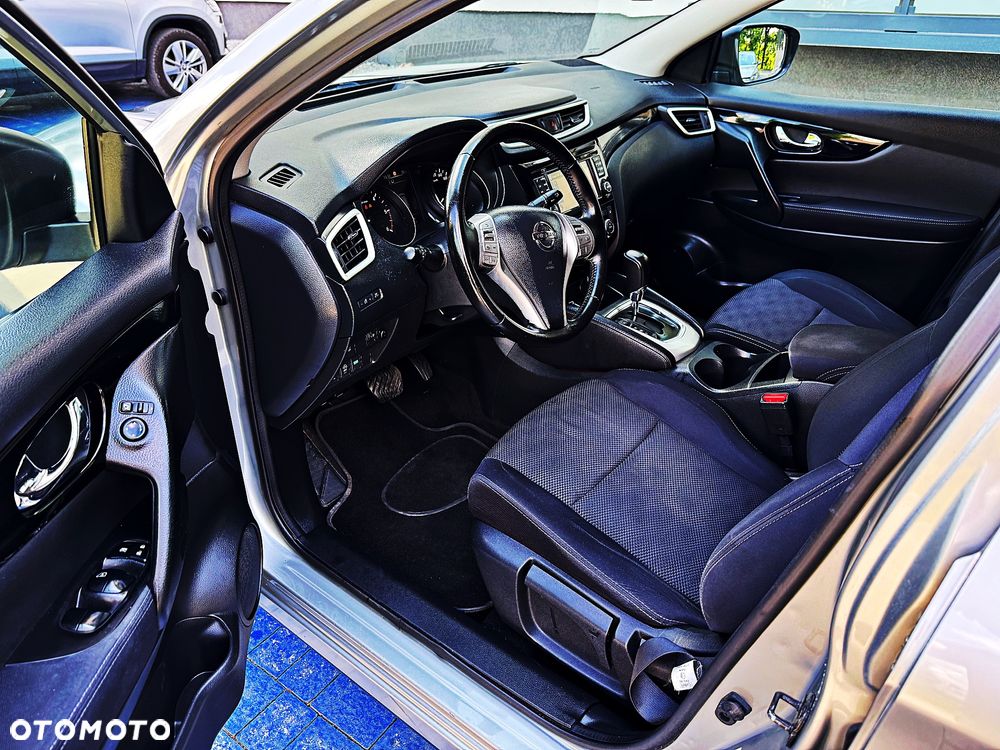 Nissan Qashqai 1.6 dCi Xtronic TEKNA - 34