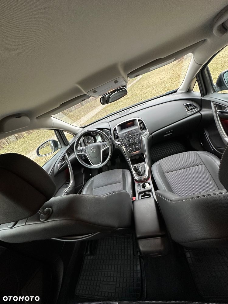 Opel Astra 1.4 Turbo - 14