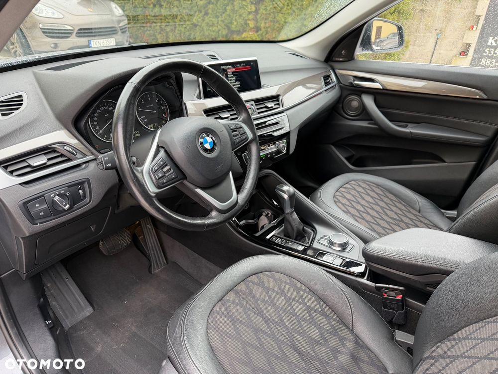 BMW X1 xDrive25d Advantage - 7