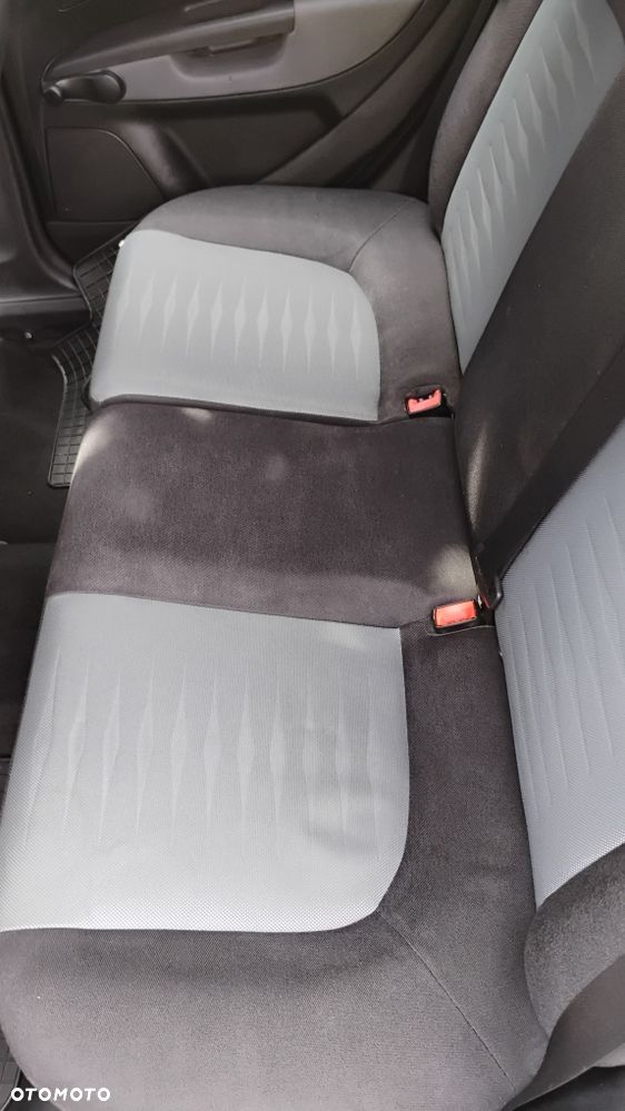 Fiat Grande Punto - 7