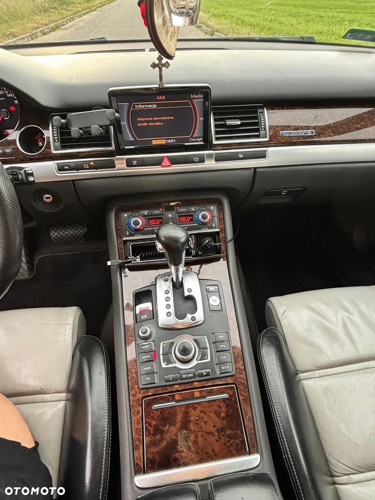 Audi A8 4.2 TDI Quattro - 21