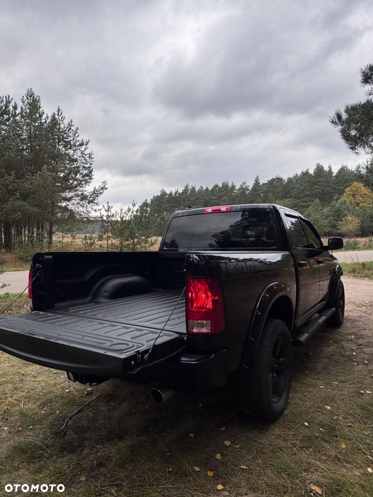 Dodge RAM 5.7 4x4 - 17