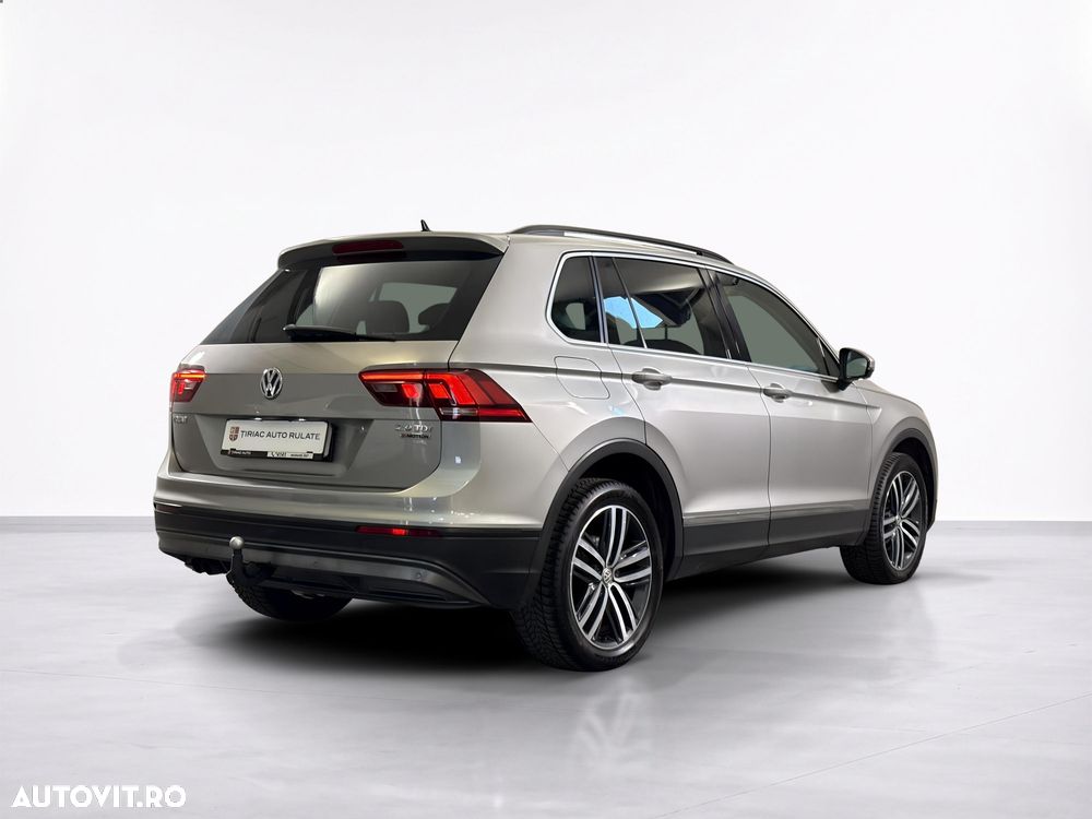 Volkswagen Tiguan - 6