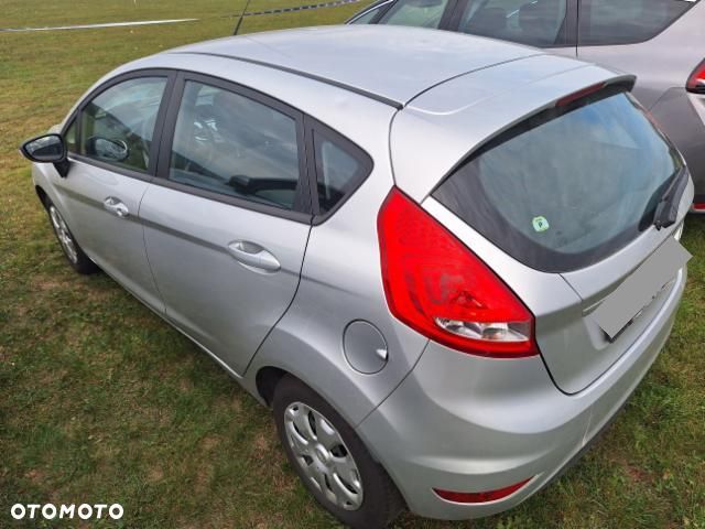 Ford Fiesta 1.25 Silver X (Ambiente) - 4