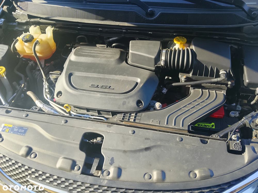 Chrysler Pacifica - 15