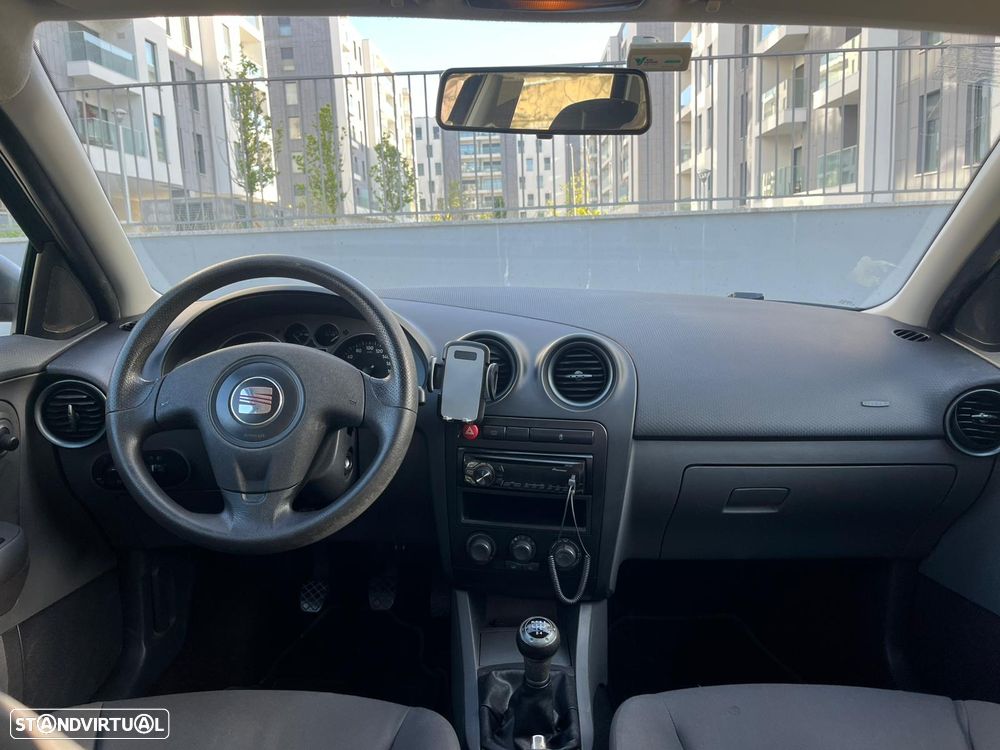 SEAT Ibiza 1.2 12V Reference - 3