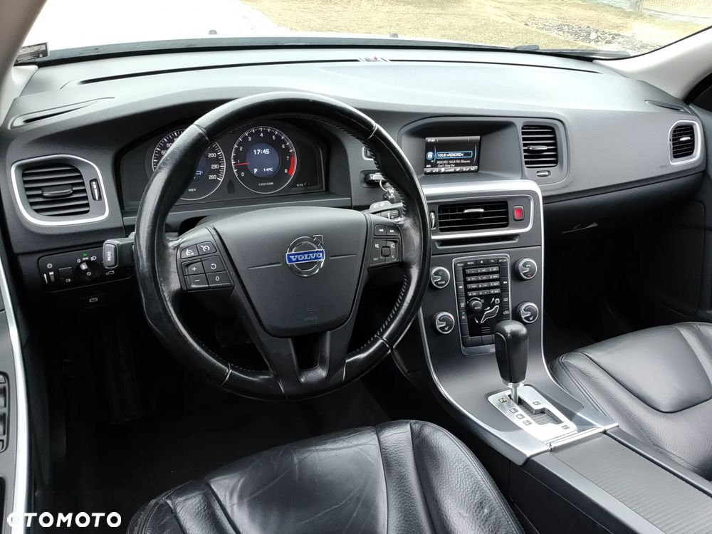 Volvo V60 - 19