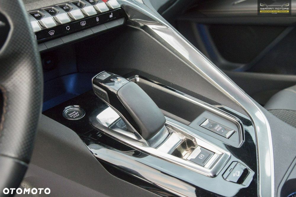 Peugeot 3008 1.6 PureTech Hybrid4 PHEV GT Pack S&S EAT8 - 22