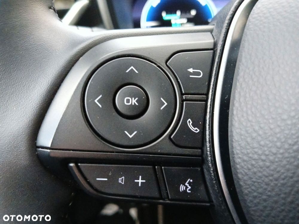 Toyota Corolla 1.8 Hybrid Style - 17