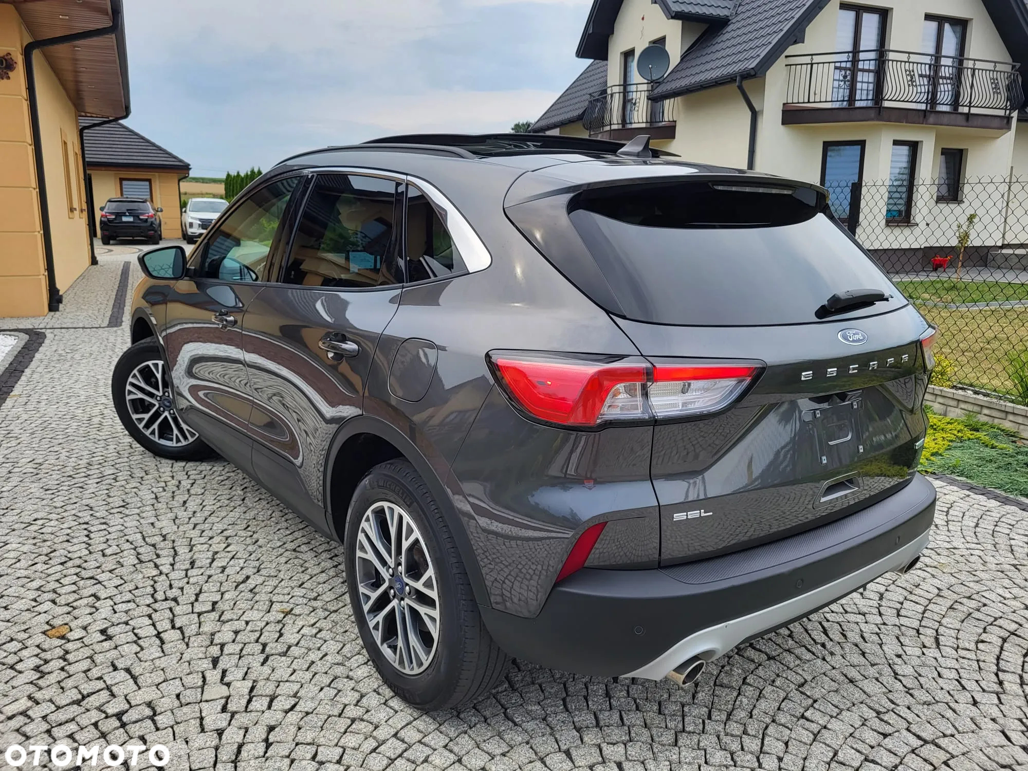 Ford Kuga 1.5 EcoBoost 4x4 Individual - 2