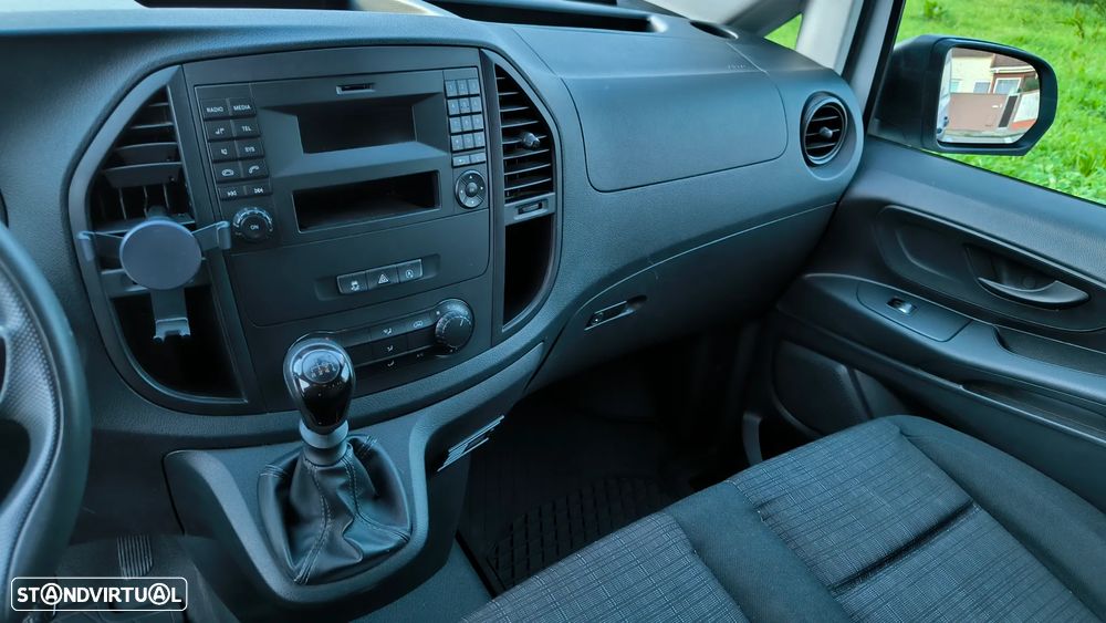 Mercedes-Benz Vito 114, caixa fechada térmica com ar condicionado - 18