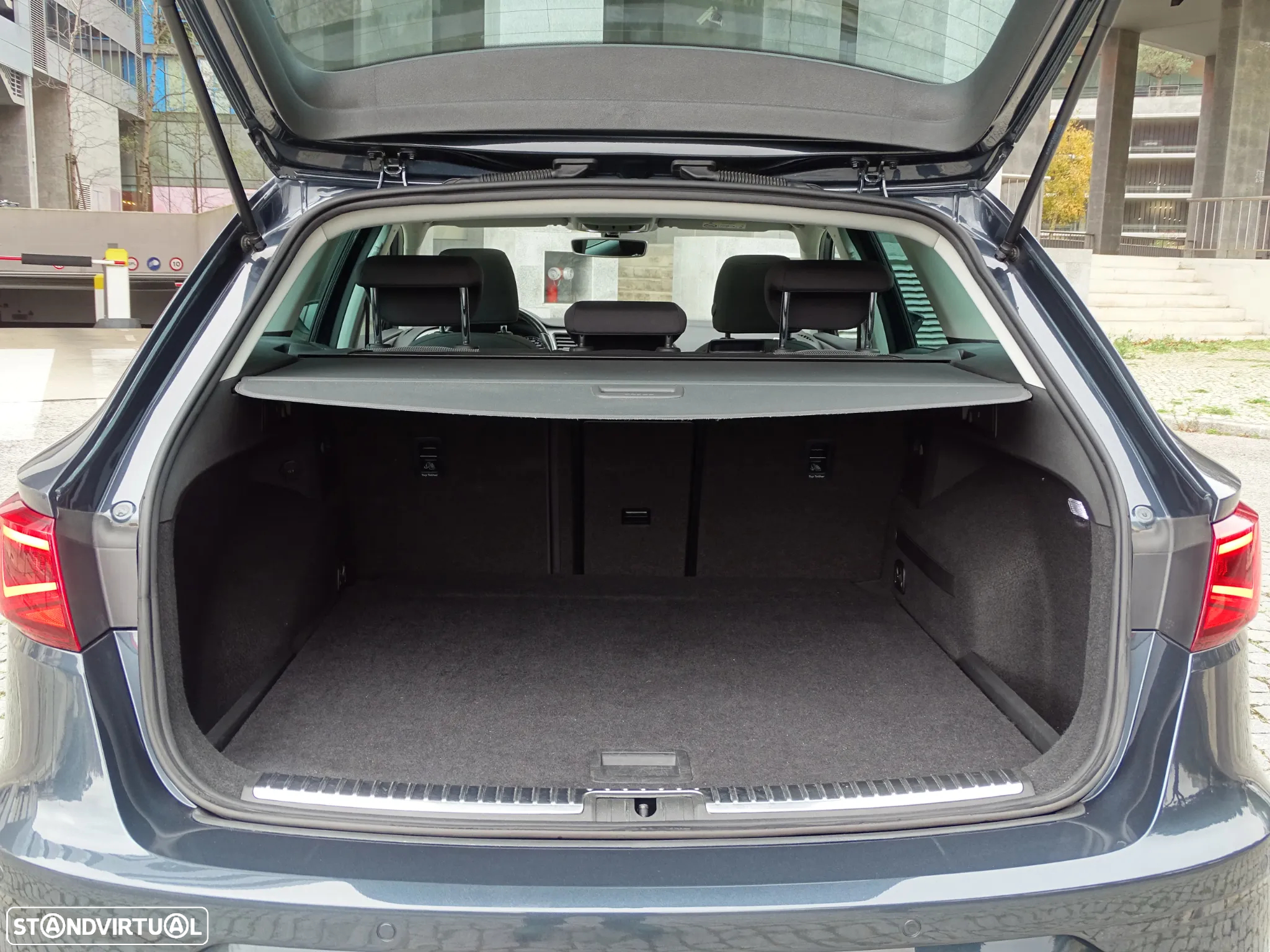 SEAT Leon ST 1.6 TDI Style S/S - 42