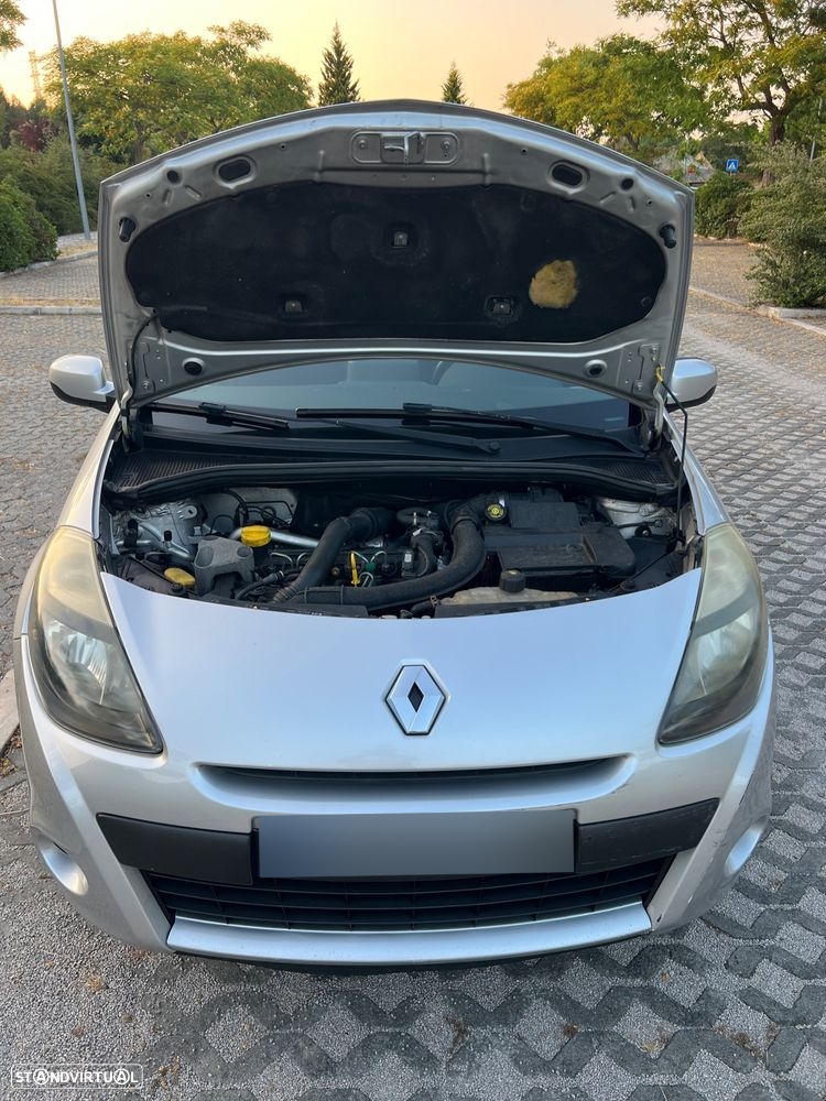 Renault Clio 1.5 dCi Dynamique S - 17