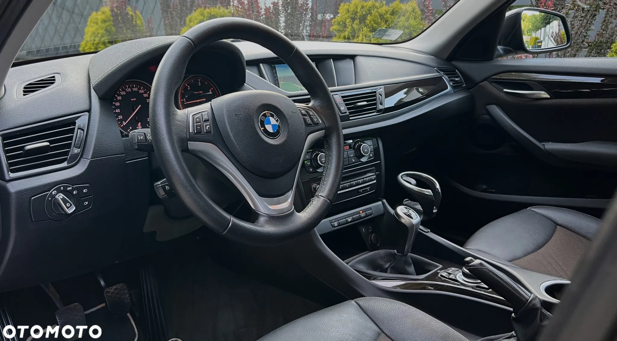 BMW X1 - 11