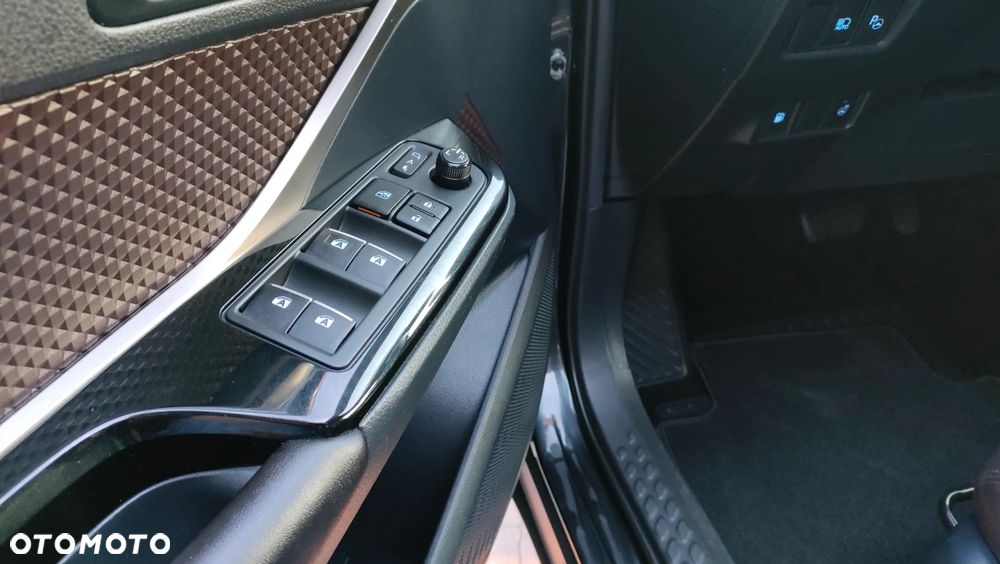 Toyota C-HR Style Selection - 29