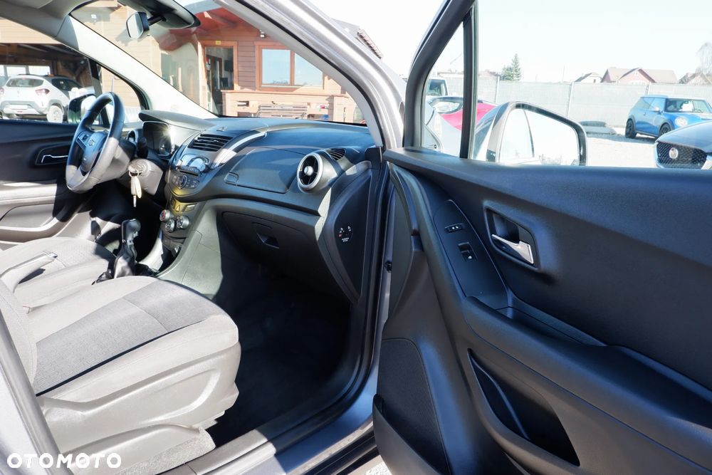 Chevrolet Trax 1.6 LS - 3