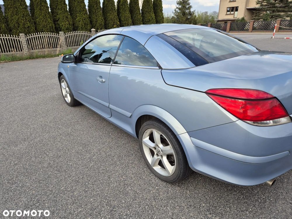 Opel Astra 1.8 Edition - 12