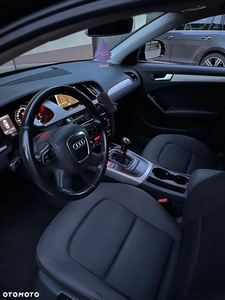 Audi A4 Limousine 2.0 TDI - 6