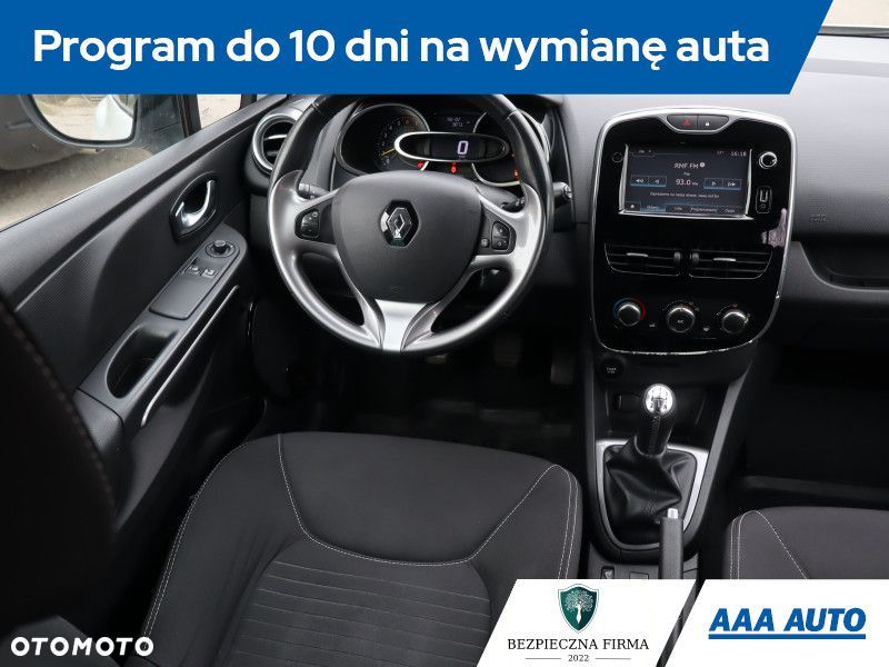 Renault Clio - 9