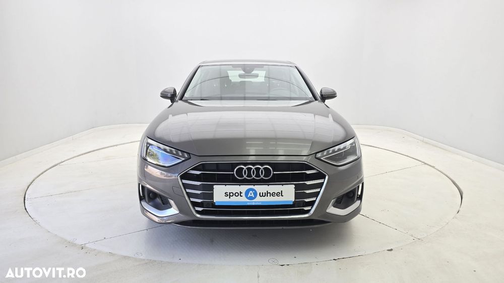 Audi A4 30 TDI S tronic MHEV Basic - 2