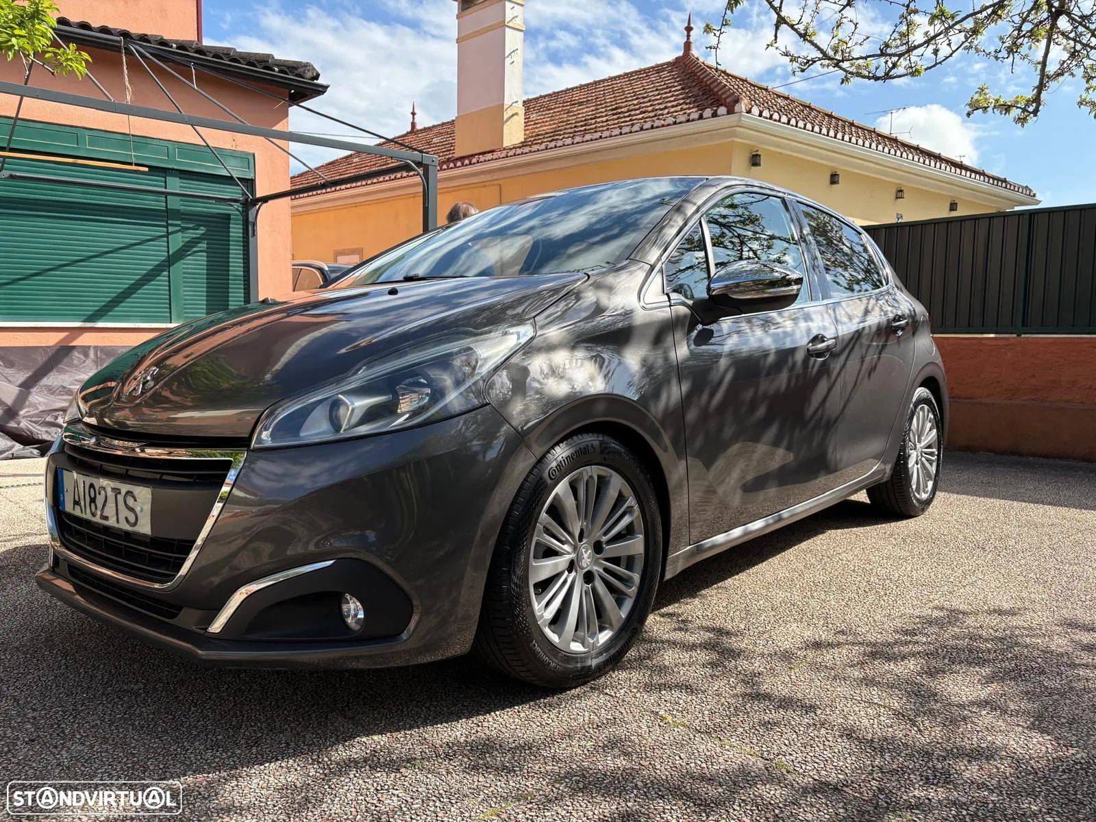 Peugeot 208 PureTech 110 Stop & Start Allure - 1
