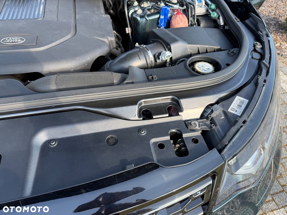 Land Rover Discovery 3.0 TD6 HSE - 36