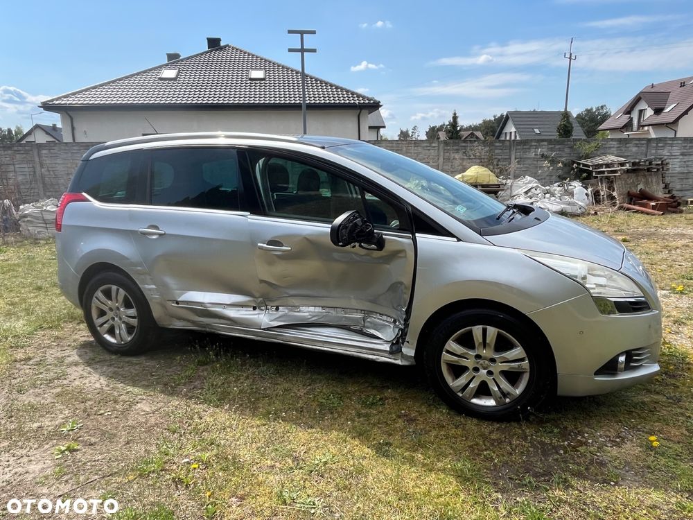 Peugeot 5008 HDI FAP 110 Platinum - 7