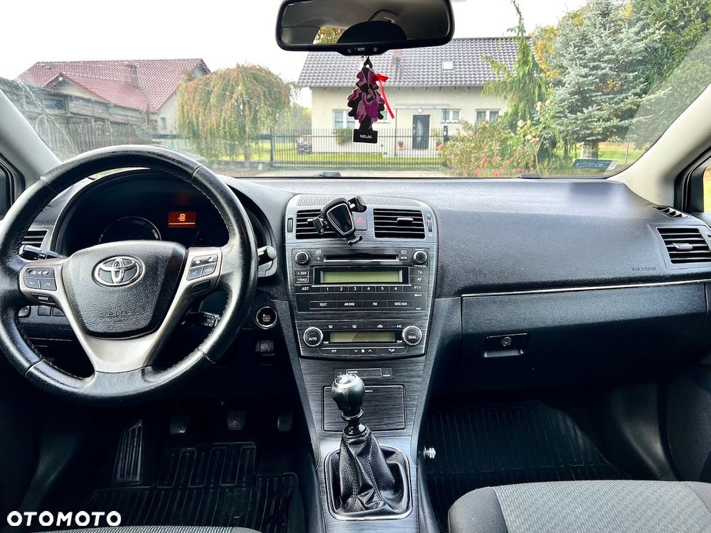 Toyota Avensis 2.2 D-4D Premium - 14