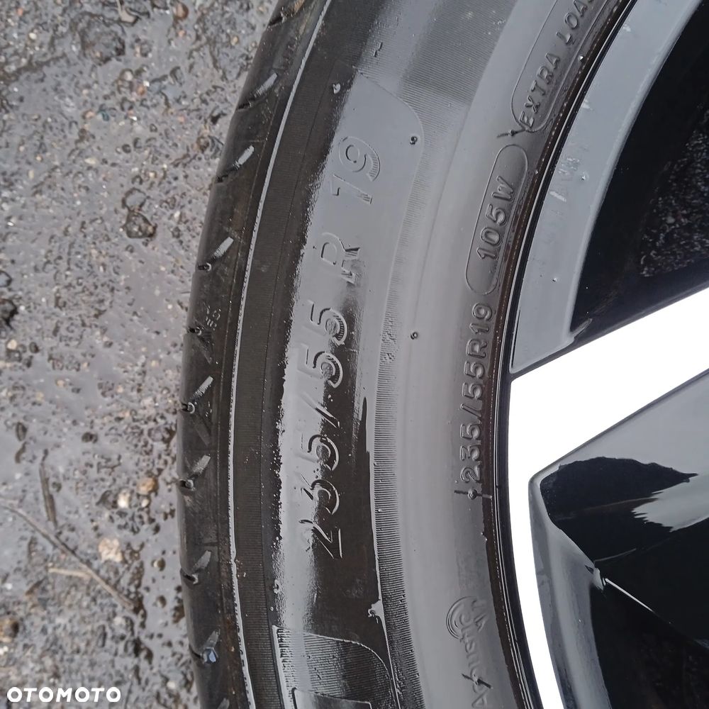 Koła felgi Hyundai 19" 5x114.3 235/55/19 - 12