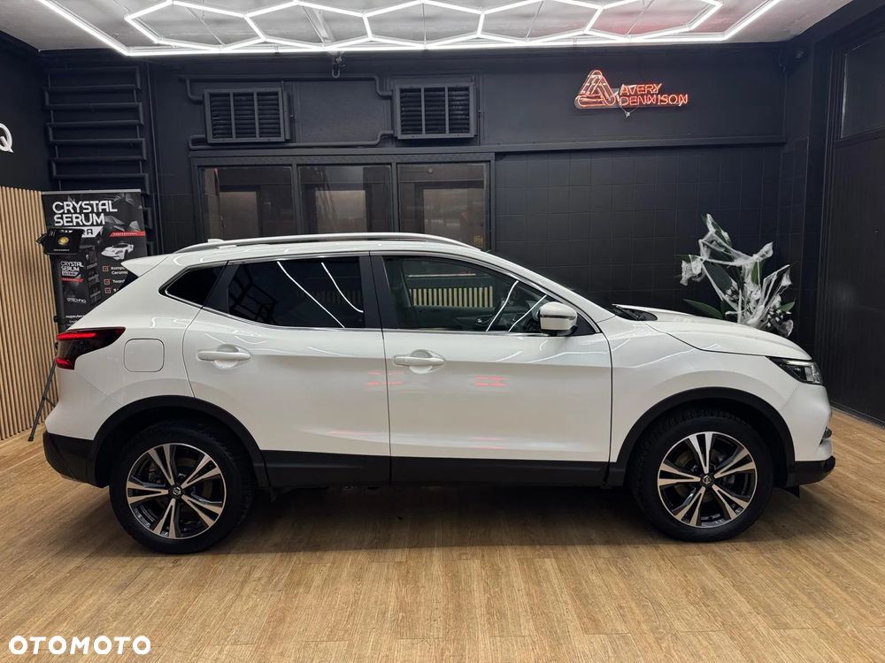 Nissan Qashqai 1.6 DIG-T N-Connecta - 6