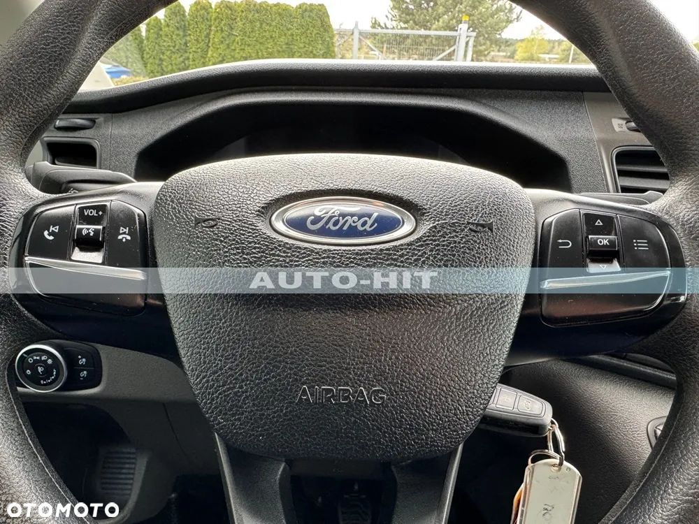 Ford Transit - 18