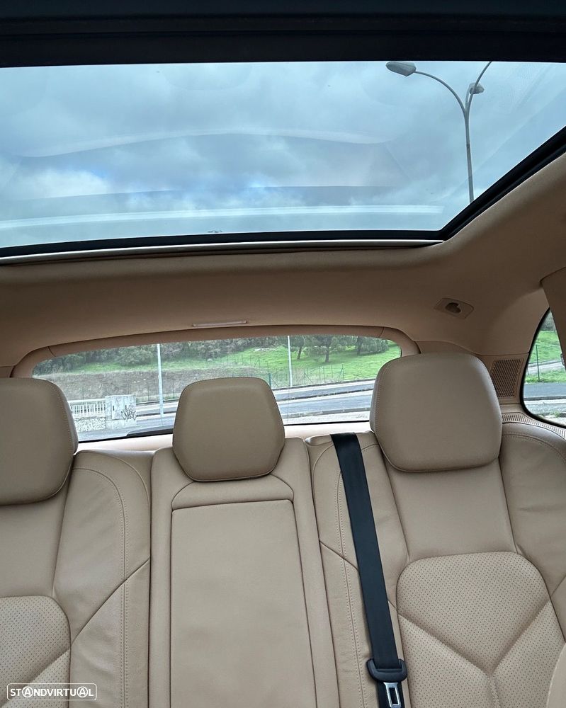 Porsche Cayenne S - 28