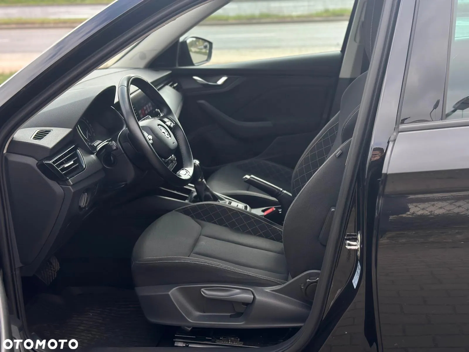 Skoda Kamiq 1.0 TSI Ambition DSG - 11