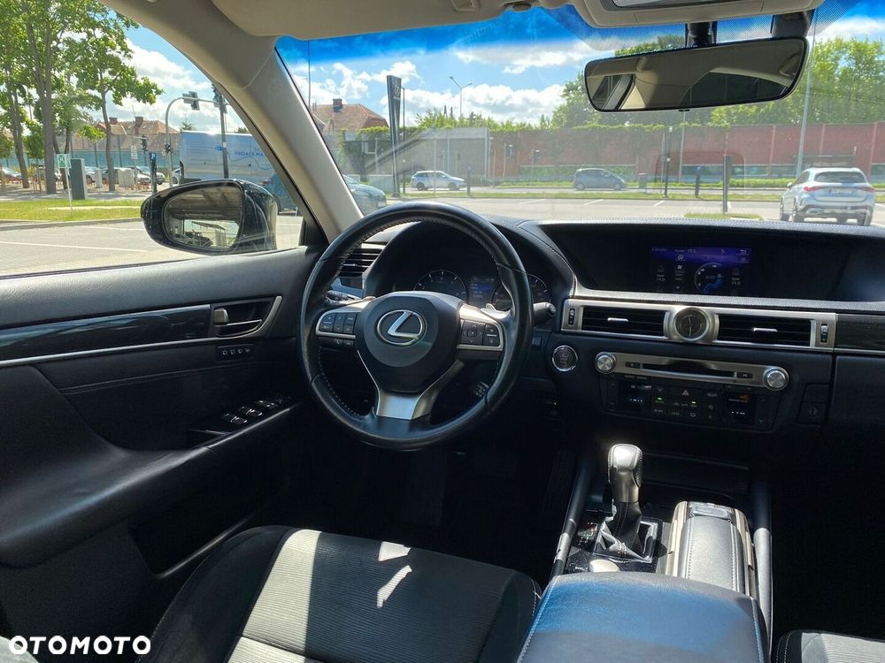 Lexus GS - 5