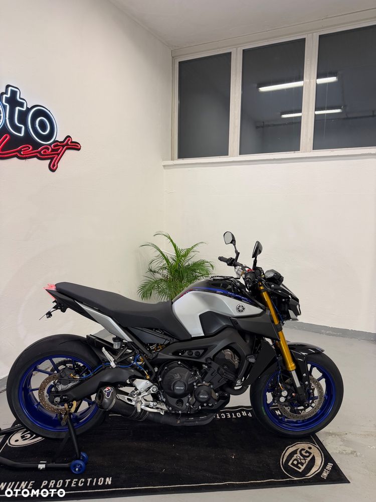 Yamaha MT - 3